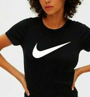 Women&#039;s Nike T-Shirt. Crew Neck. CHECK Logo. Short Sleeve.